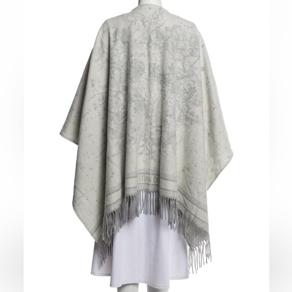 Christian Dior Zodiac Shawl - Picture 2 of 12